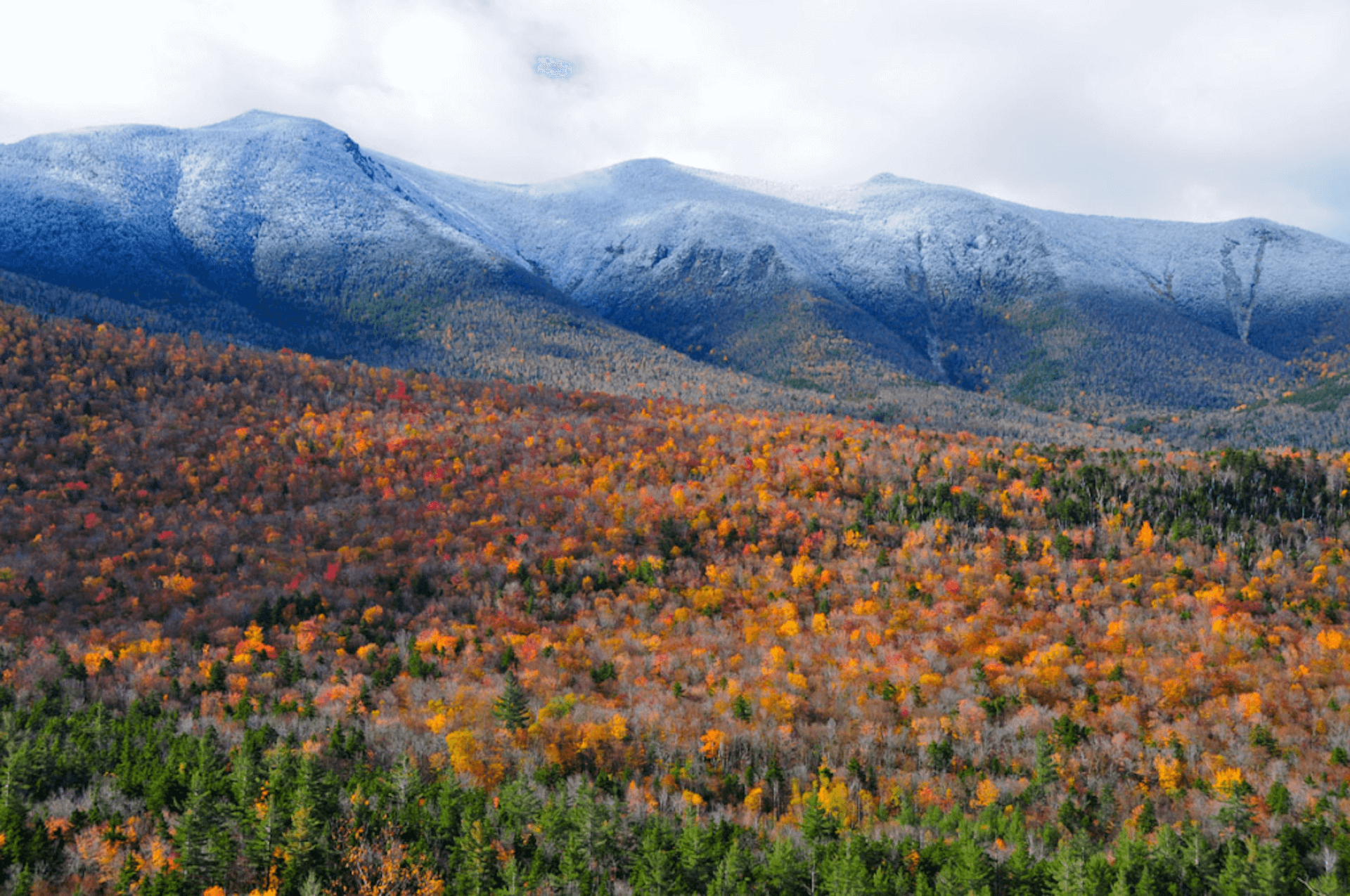 Nestled in the heart of New Hampshire, the White Mountains is a breathtaking destination that captures the essence of nature's beauty and a hidden travel gem in the USA. 